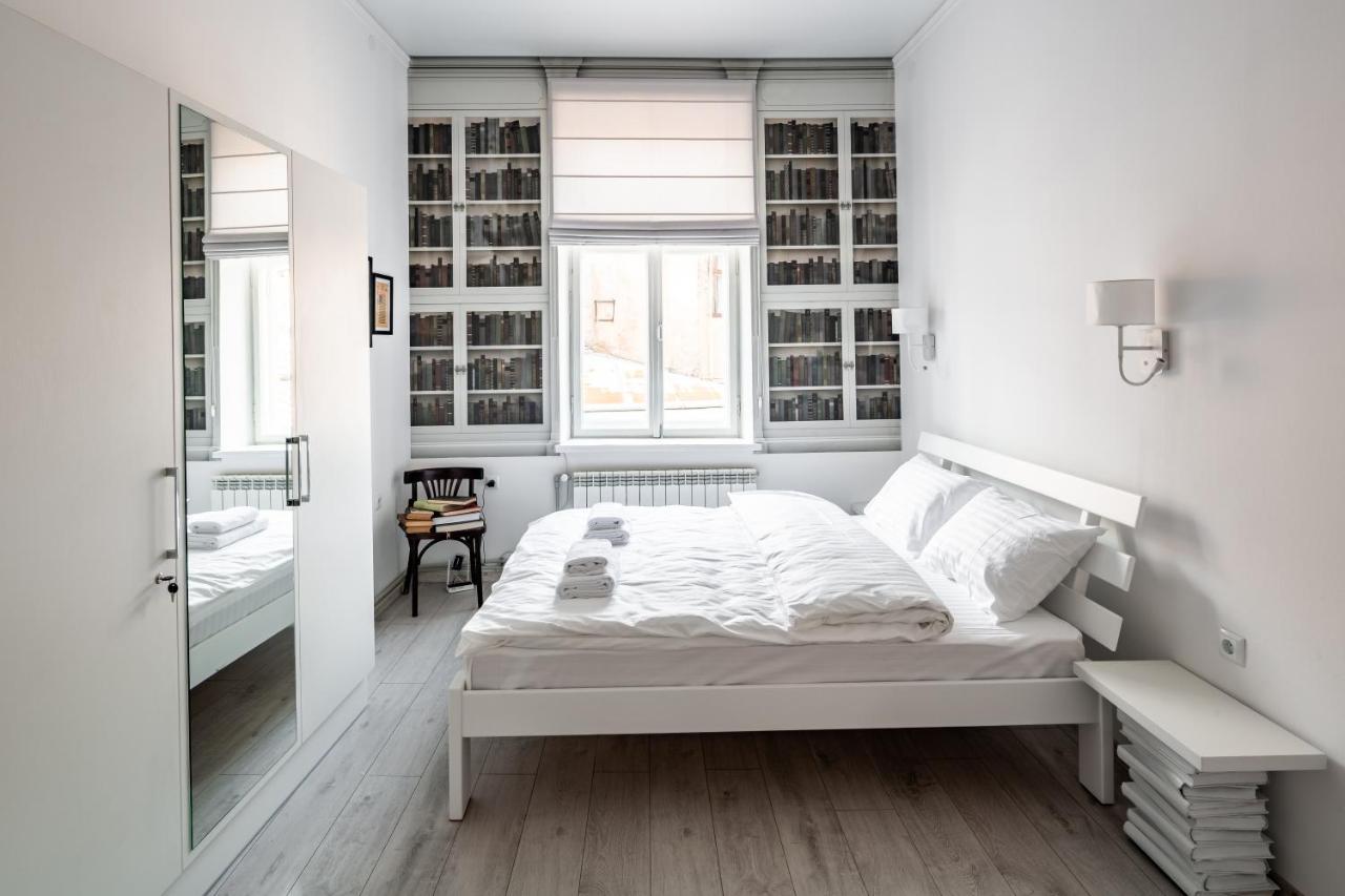 Bookinist apartment Lviv Buitenkant foto