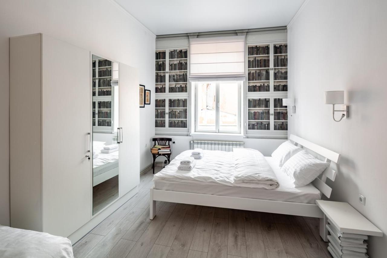 Bookinist apartment Lviv Buitenkant foto