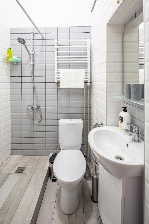Bookinist apartment Lviv Buitenkant foto