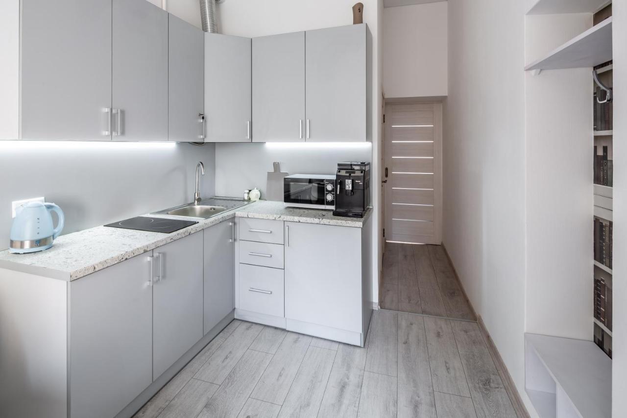 Bookinist apartment Lviv Buitenkant foto