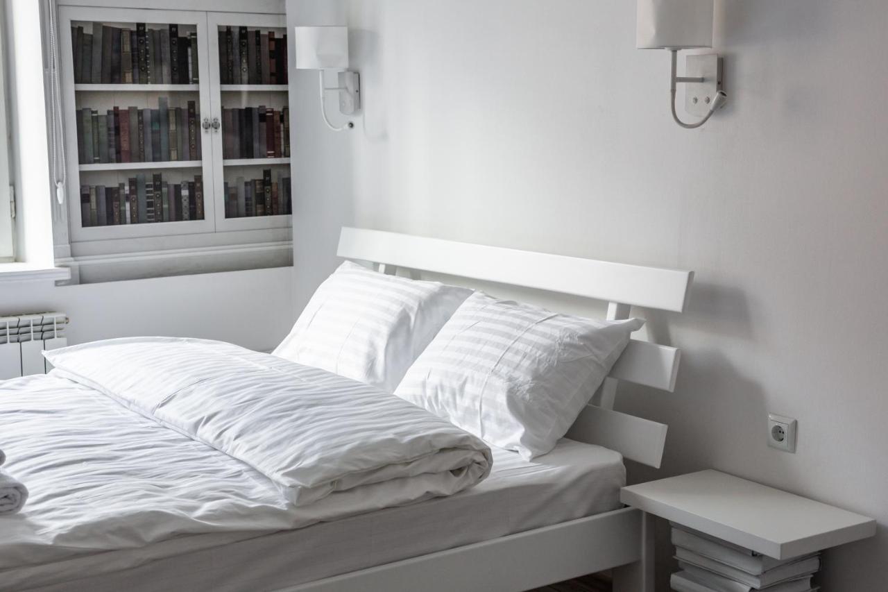 Bookinist apartment Lviv Buitenkant foto