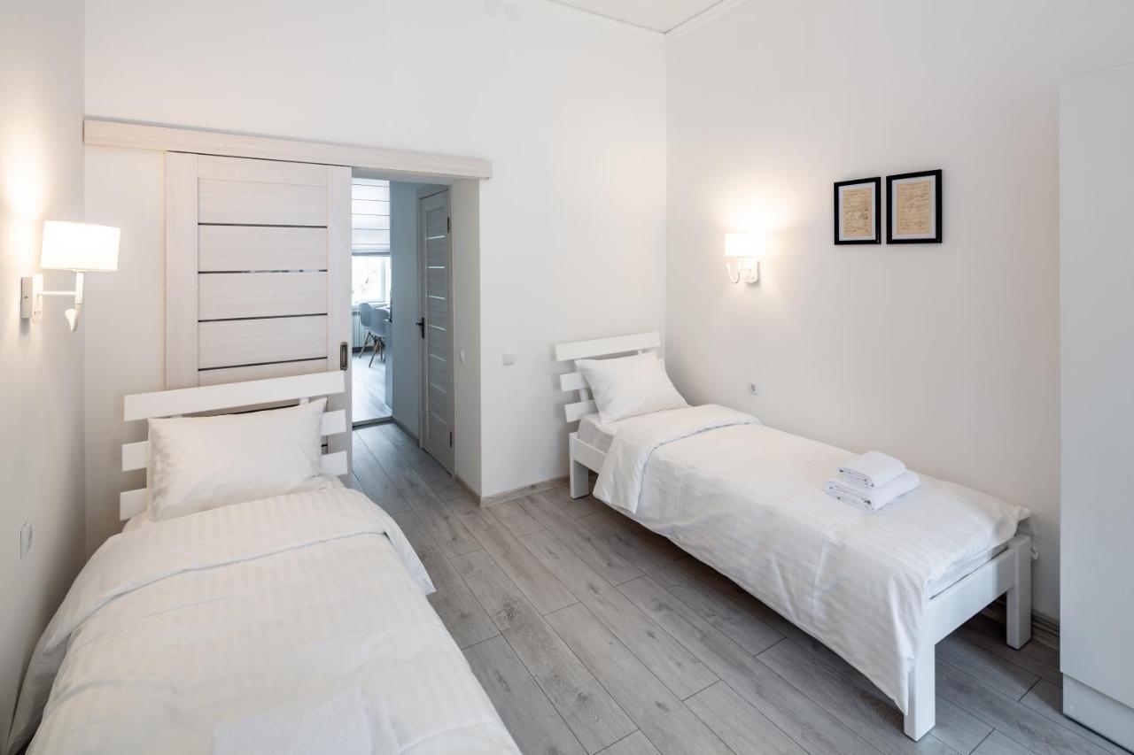 Bookinist apartment Lviv Buitenkant foto